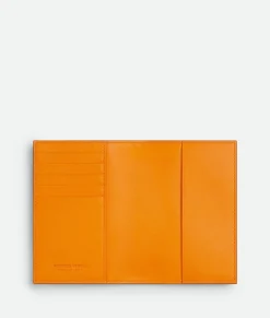 Intrecciato 15 Passport Case