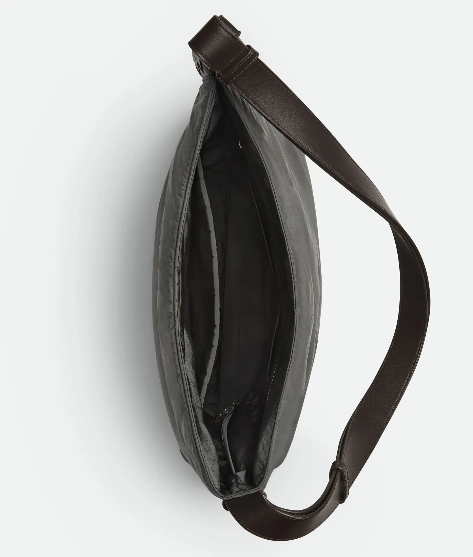 Large Crossroad Hobo