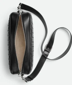 Medium Intrecciato Camera Bag