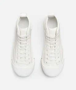 Vulcan Leather Sneaker